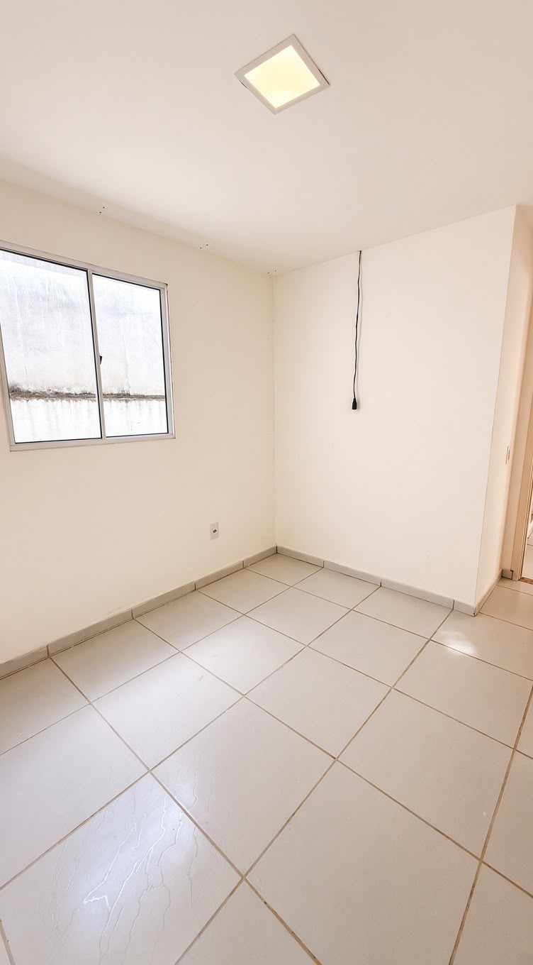 Casa Moderna com Quintal e Excelente Padrão - 4
